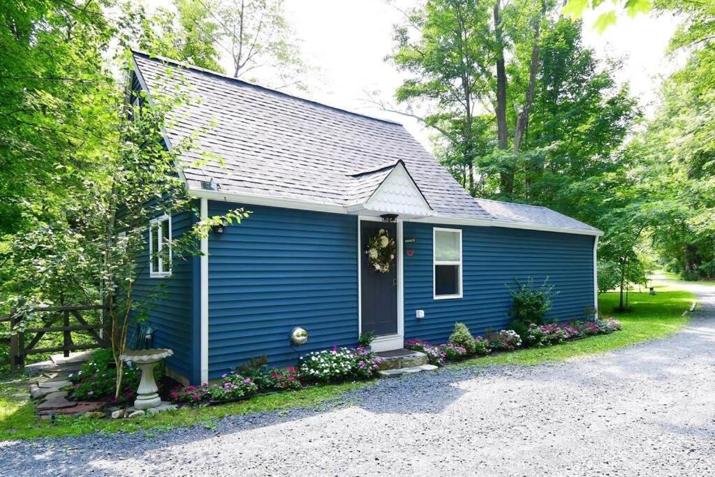 Cottage At Millpond Falls - A Romantic Escape Warwick Exterior photo